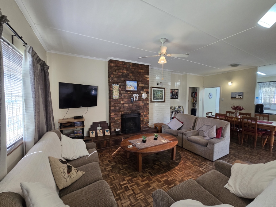 To Let 3 Bedroom Property for Rent in Port Alfred Eastern Cape